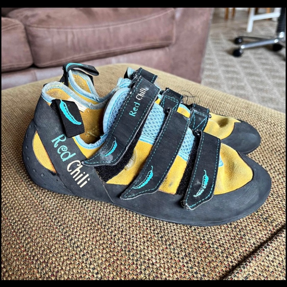 Women’s Red Chili Rock Climbing Shoes Size 38.5